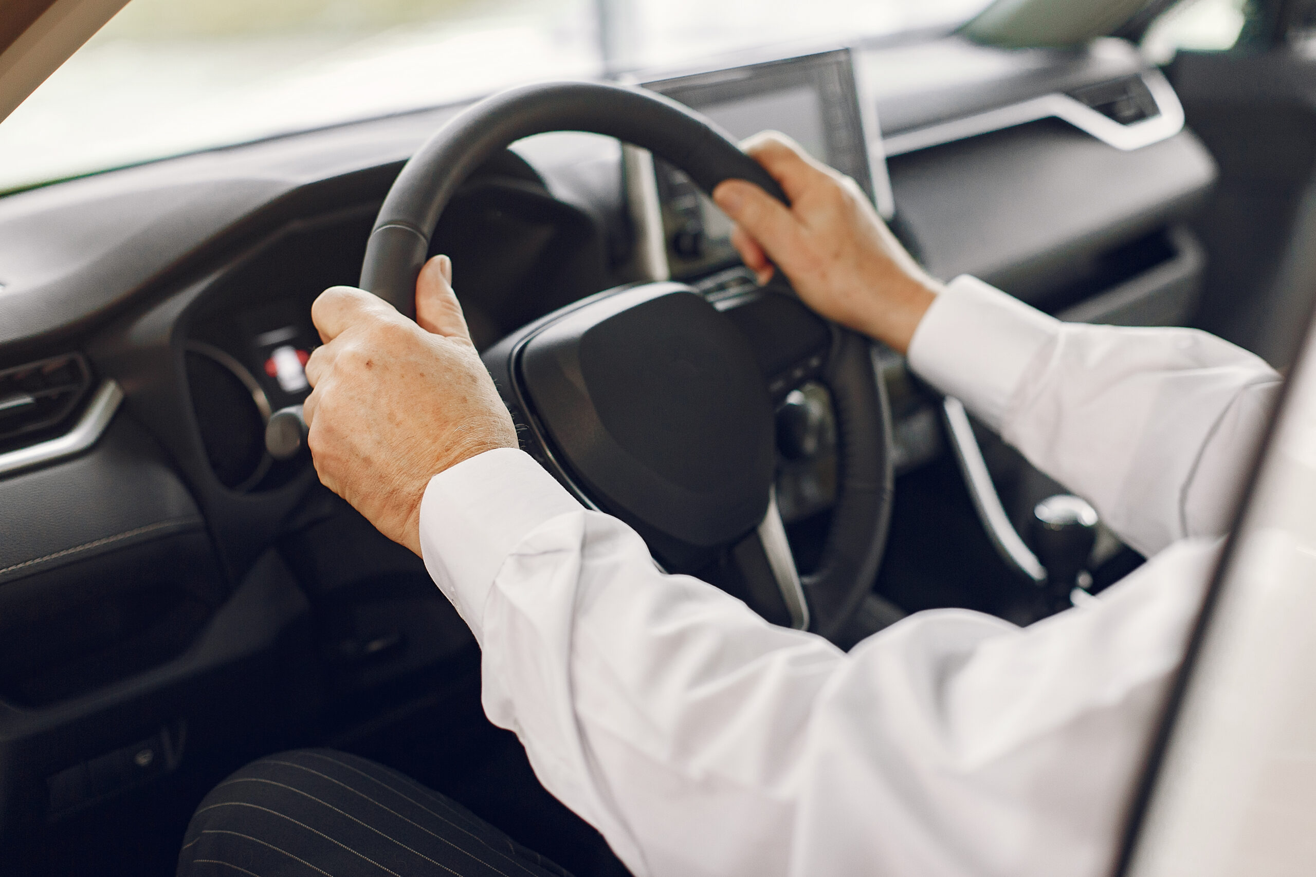 Steering wheel with 9o Clock